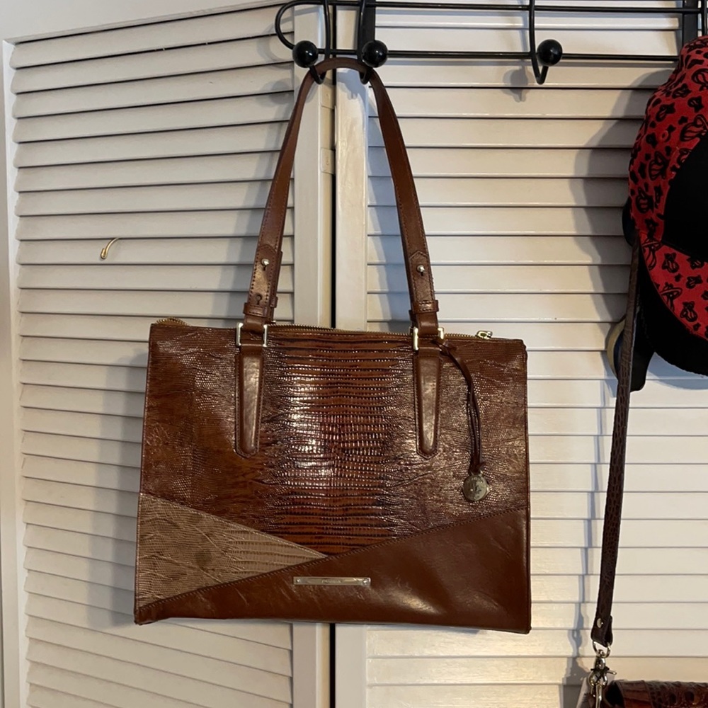 Large brown/caramel LEATHER handbag. NWT